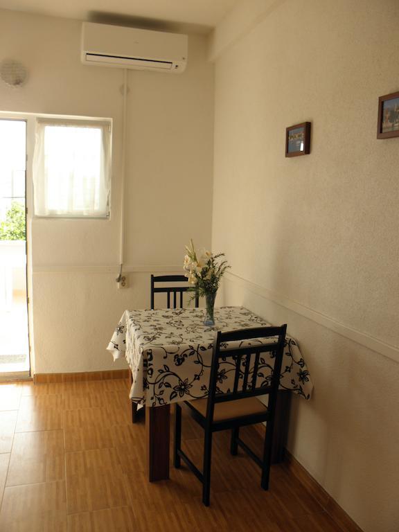 Apartments Babic Novalja Exterior photo